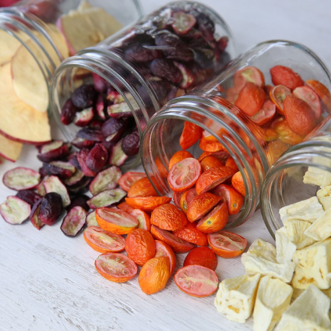 Fresh and freeze-dried garden produce shown together